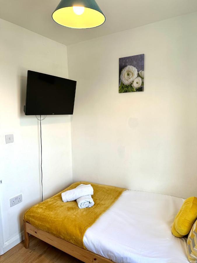Hébergement de vacances Langdale House - Group Contractors & Families Long Or Short - 5 7 Beds 3 Bathrooms Kitchen, Free Wi-fi & Parking Derby