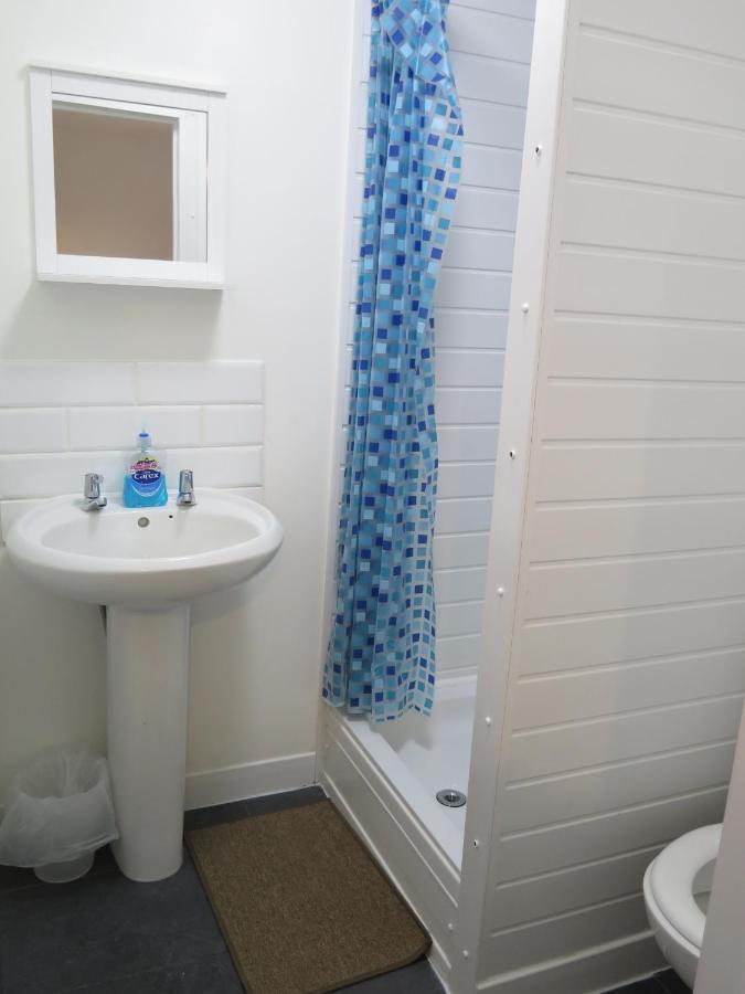 Langdale House - Group Contractors & Families Long Or Short - 5 7 Beds 3 Bathrooms Kitchen, Free Wi-fi & Parking Hébergement de vacances